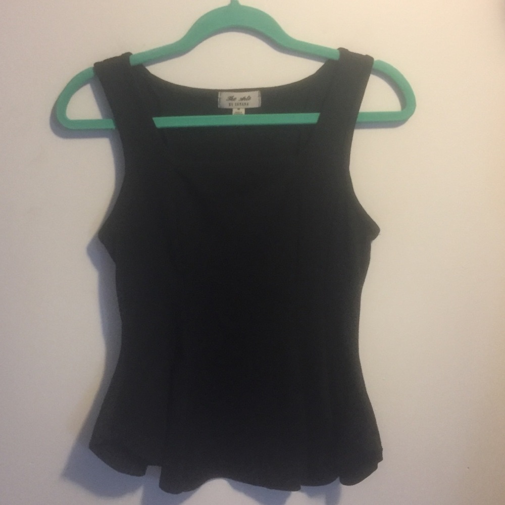 🖤Structured Peplum Top-Size M🖤